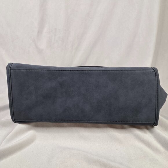 JustFab Slouch Purse - Picture 4 of 6